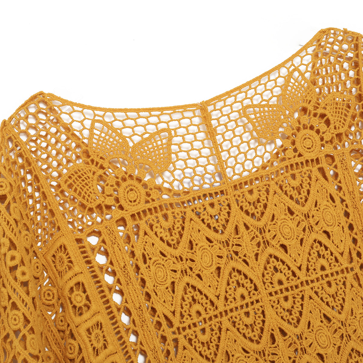 Top en dentelle crochetée chic orange vif avec pompon